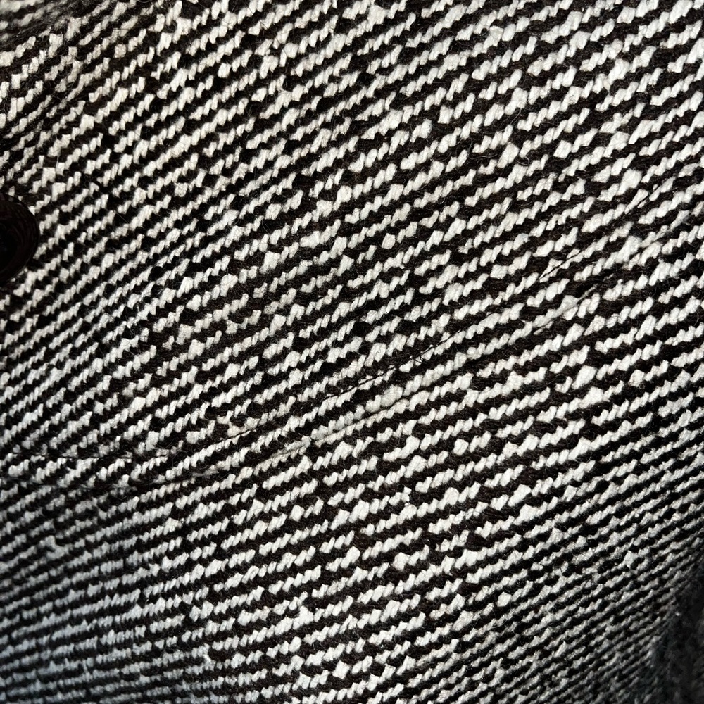 Coat - Picture 5 of 5